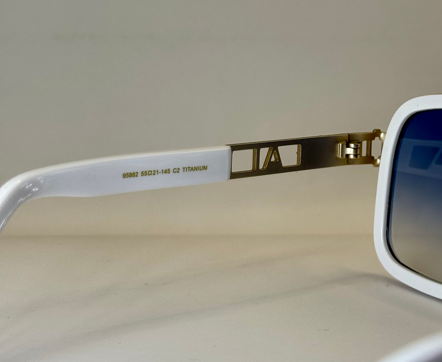 WAVES - WHITE - Asiana