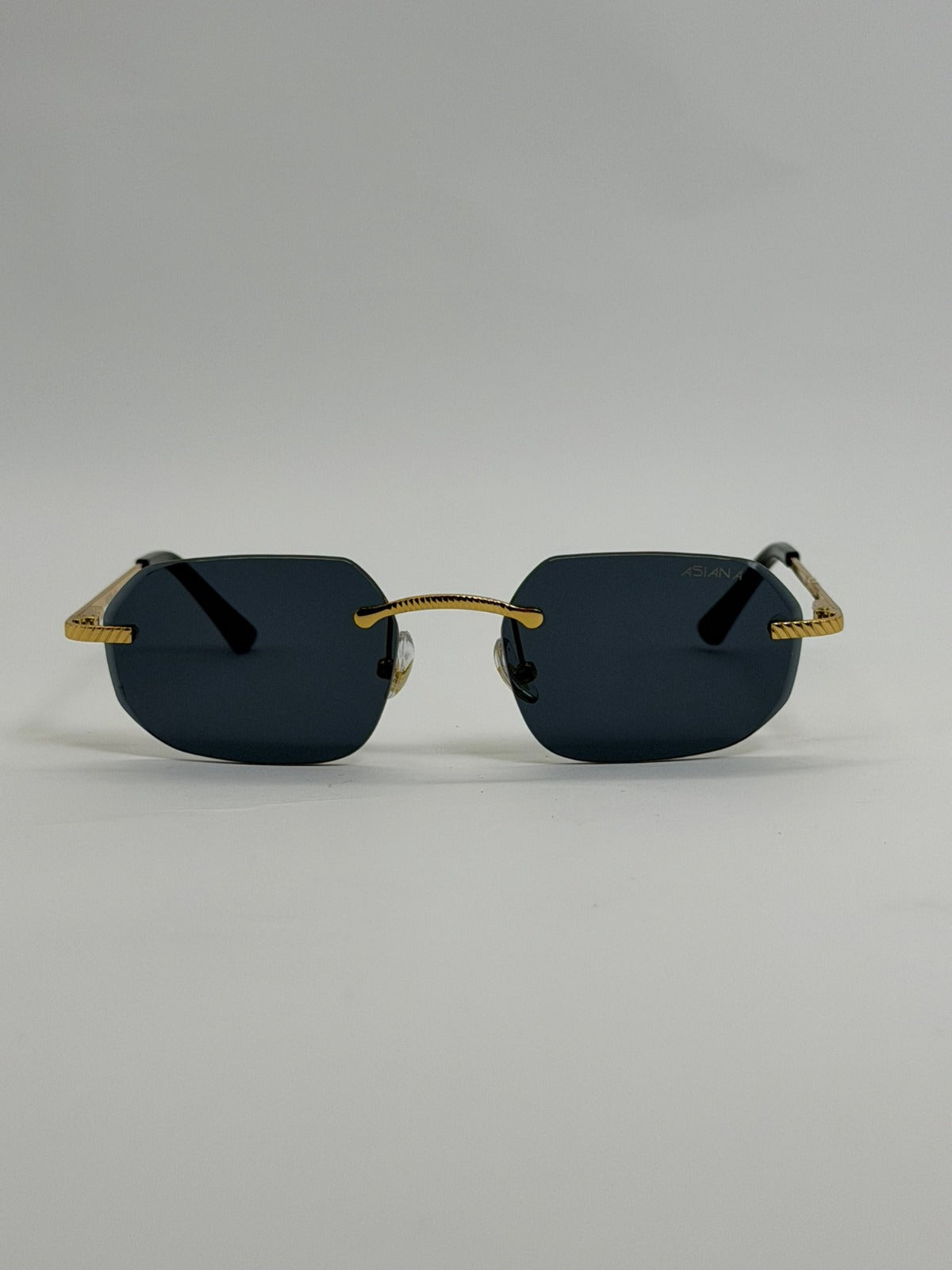XINI Black