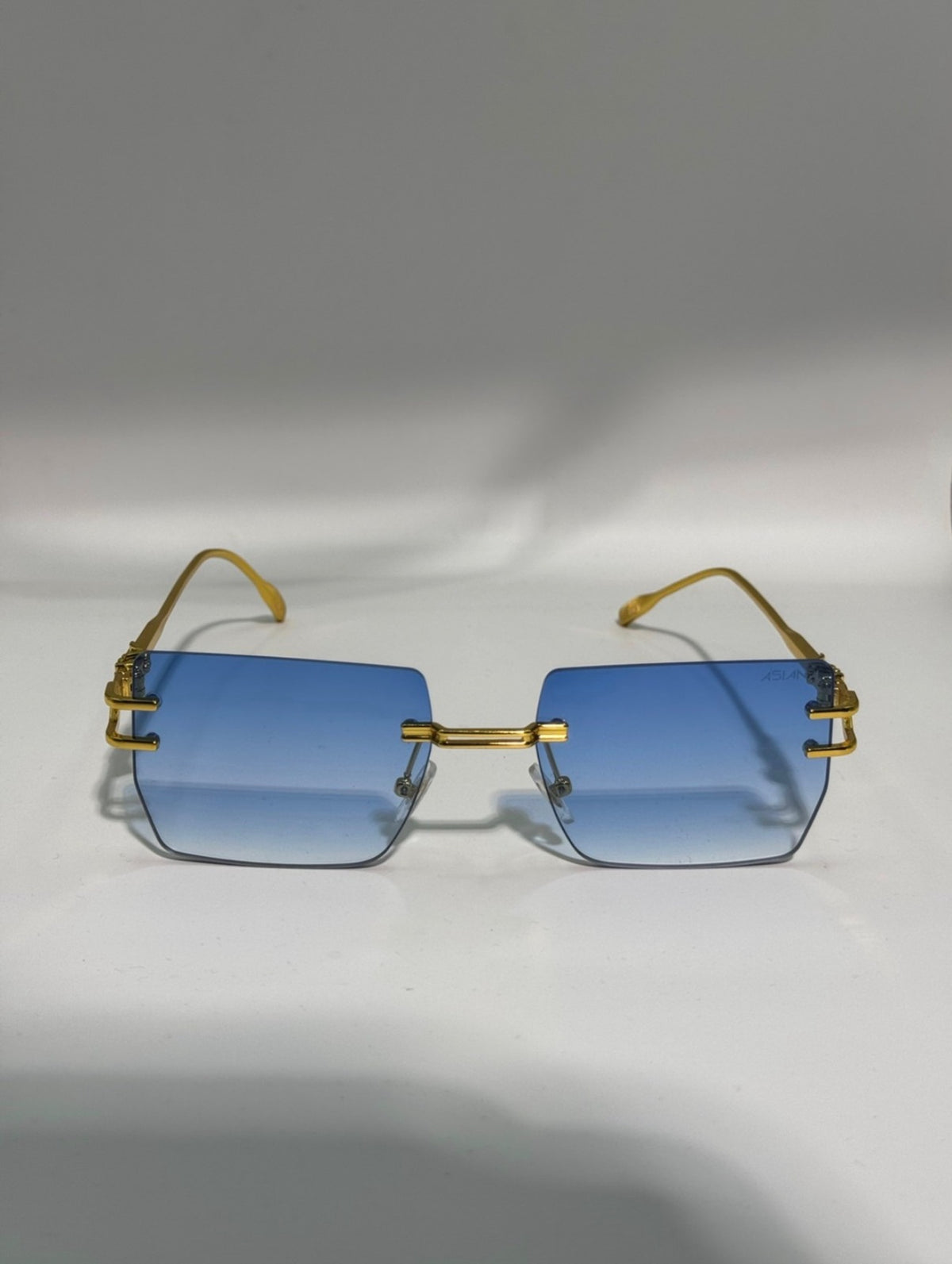 OUMI Blue