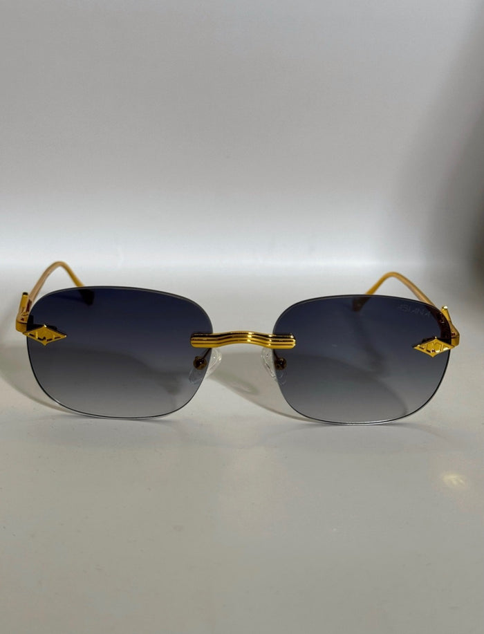 TREVANA Midnight Black