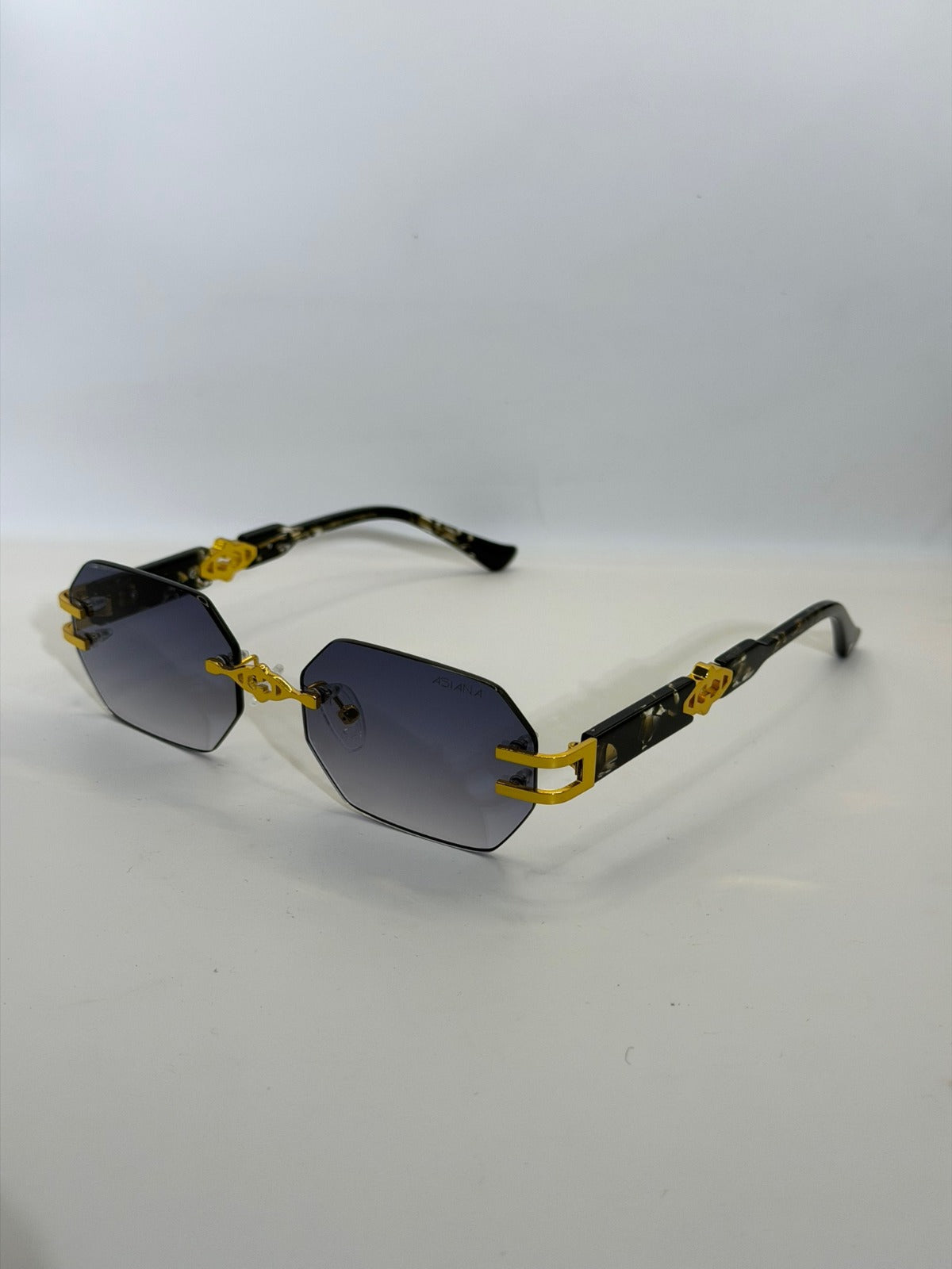TERANA D Black