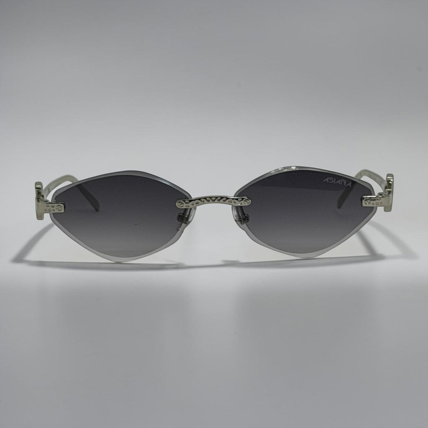 C-Lama Grey