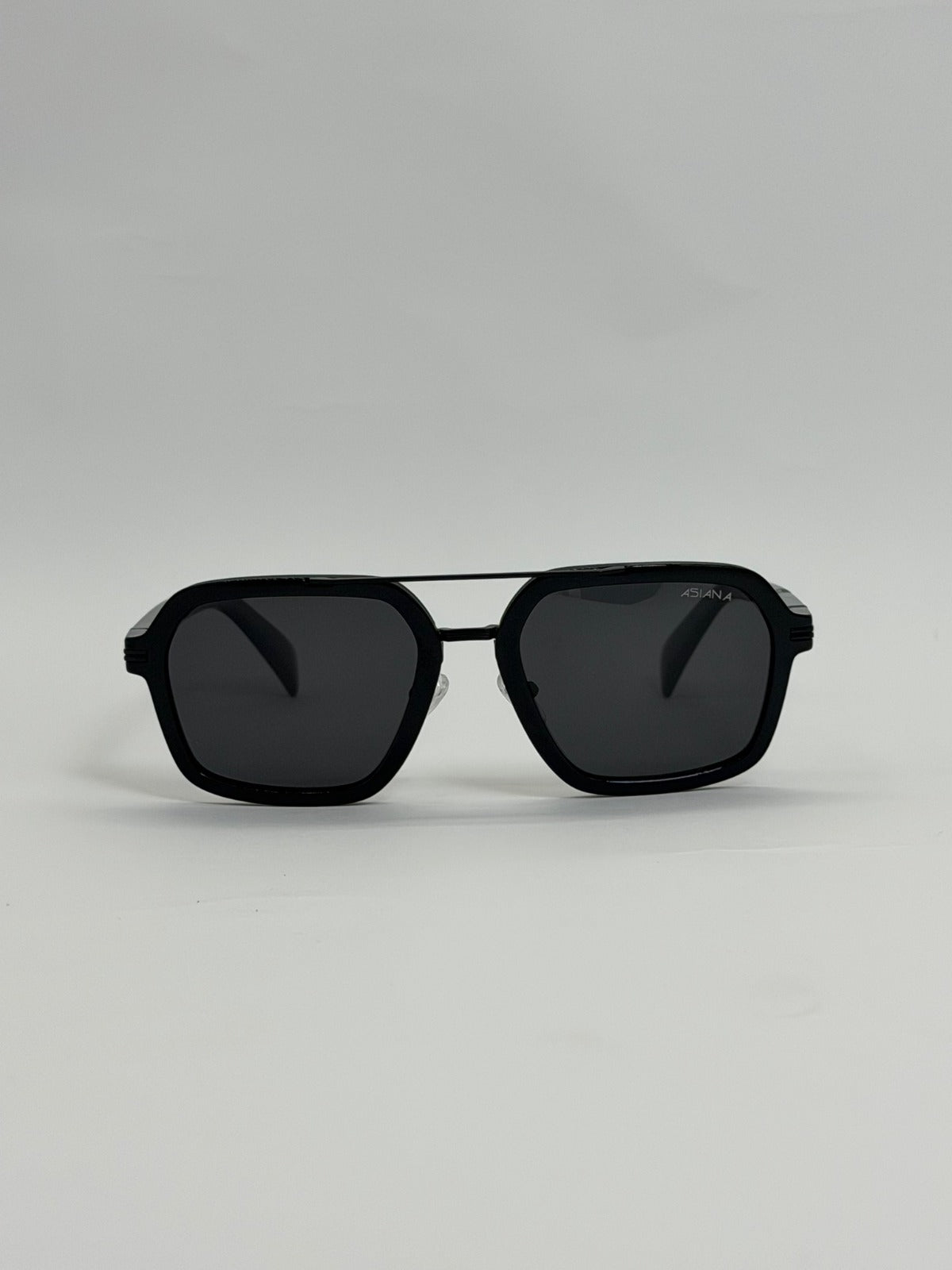 LUXO Black